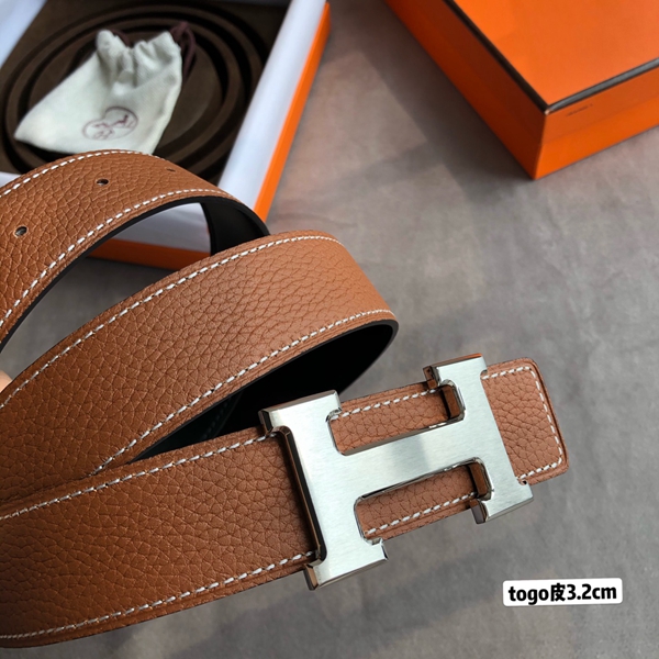 エルメスベルト背面デザイン